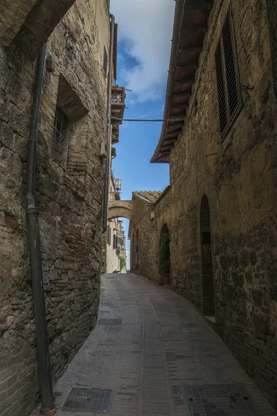 Eski dar sokak — Stok fotoğraf