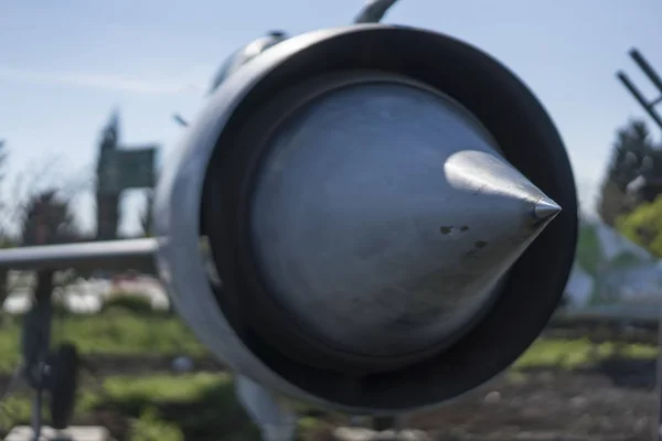 Visão frontal de aeronaves militares antigas — Fotografia de Stock