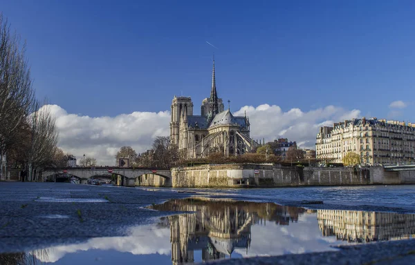 Paris, Notre Dame cathedral areal view — Stock Photo, Image