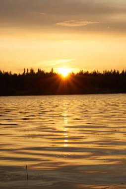 Nehirde Günbatımı, Son Gün