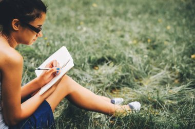 Açık eğitim kadın