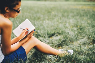 Açık eğitim kadın