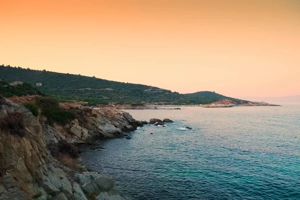 Vackra stranden och klipporna i Grekland — Stockfoto
