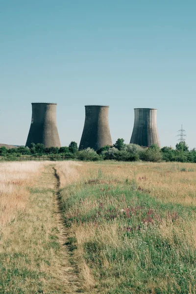 Staré komíny elektrárny — Stock fotografie