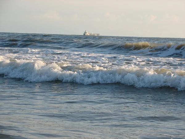 Güzel büyük dalgalar, Karadeniz — Stok fotoğraf