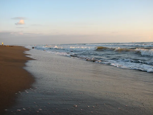 Bela onda grande em Black Sand Beach — Fotografia de Stock