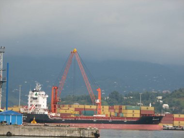 Kargo gemisi Batum bağlantı noktası, Acara, Gürcistan ticari ulaşım için.