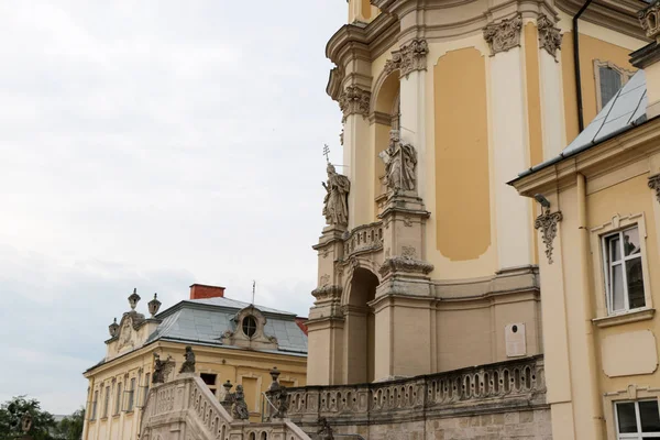 Die kathedrale des heiligen jura lviv in lviv das barocke rokokoensemble des xviii jahrhunderts. — Stockfoto