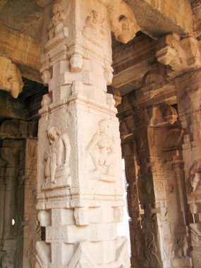 Hampi tapınakları heykeli