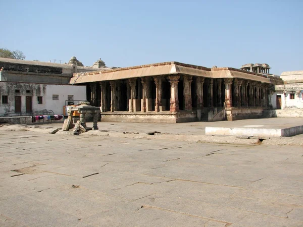Matej chrám, nachází se v ruinách starověkého města Vijayanagar v Hampi, Indie. — Stock fotografie