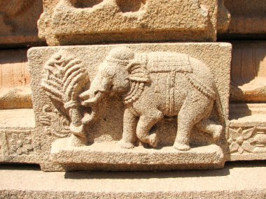 Hampi tapınakları heykeli