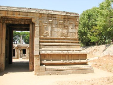Hampi - Band kule antik kalıntıları