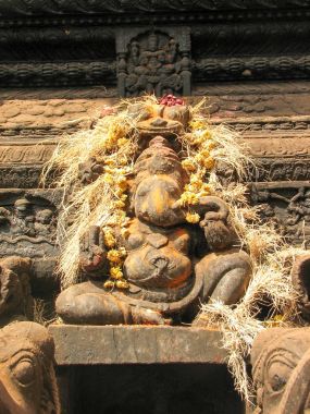 Giantic ahşap araba Gokarna sokak