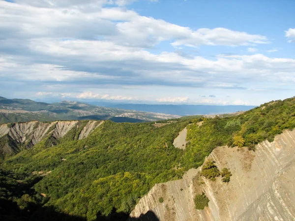 Bir dağ Vadisi — Stok fotoğraf