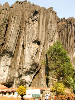 Kaya oluşumları Yana Karnataka, Hindistan. Büyük kaya