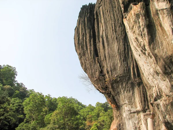 八名カルナタカ、インドで岩。巨大な岩 — ストック写真
