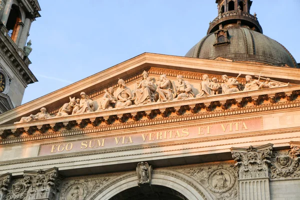 Saint Stephens Basilica Budapeşte '.