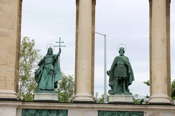 Monumento na Praça dos Heróis em Budapeste, Hungria . — Fotografia de Stock
