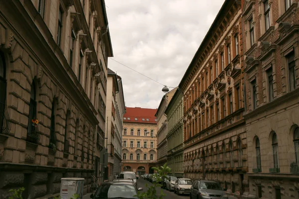 Edifício histórico no centro da cidade — Fotografia de Stock