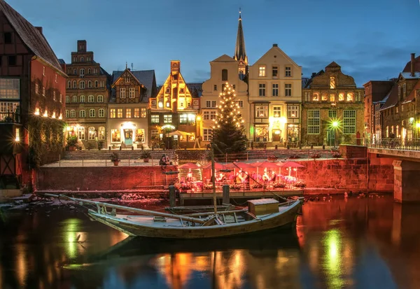 Snow- and Christmasscenery by night, Lueneburg — Stock Photo, Image
