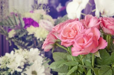 Çiçekçinin ekran - taze çiçekler çok