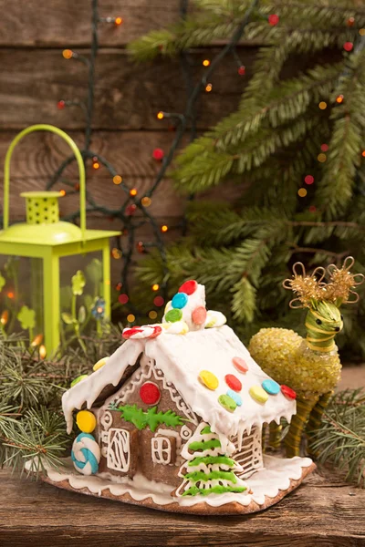 Gingerbread house. European Christmas holiday traditions. — Stock Photo, Image