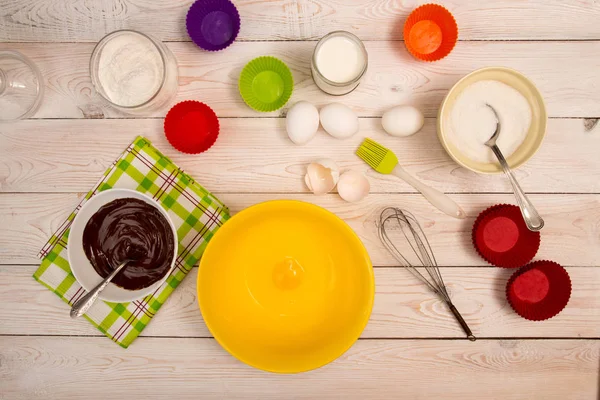 Penész és a összetevő cupcake és a Muffin sütés — Stock Fotó