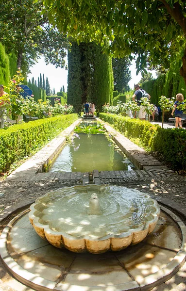 Granada Spaine Juli 2018 Brunnen Garten Generalife Andalusien — Stockfoto