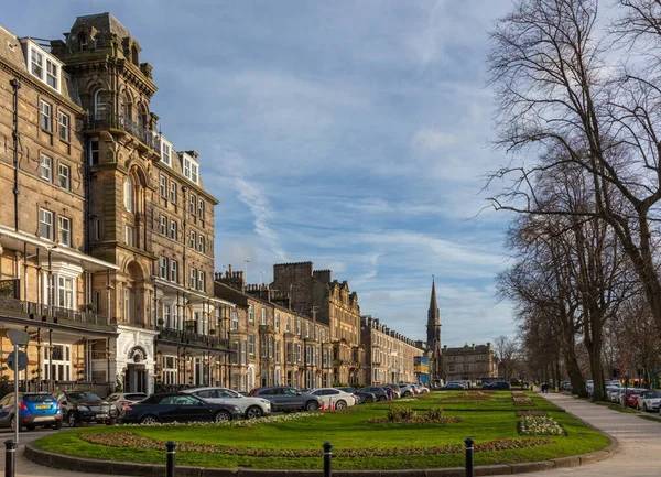 Harrogate Main Street Famous Betty Tea Rooms North Yorkshire England — Stock Photo, Image