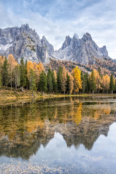 Idyllic Autumn View Lake Antorno Tre Cime Lavaredo Background Veneto — Stock Photo, Image