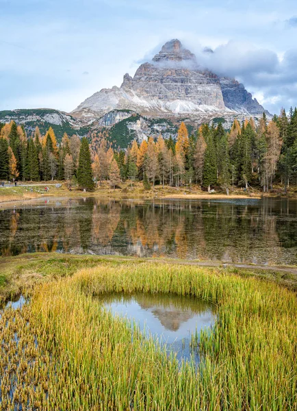 Idyllic Autumn View Lake Antorno Tre Cime Lavaredo Background Veneto — Stock Photo, Image