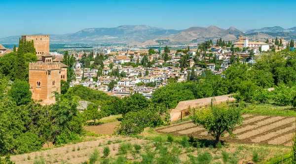 Panoramisch Uitzicht Met Het Alhambra Paleis Wijk Albaicin Granada Andalusië — Stockfoto