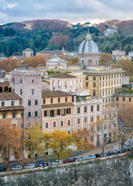 カステル サンタンジェロから見たローマのスカイライン ジョヴァンニ バッティスタ フィオレンティーニ大聖堂のドーム — ストック写真