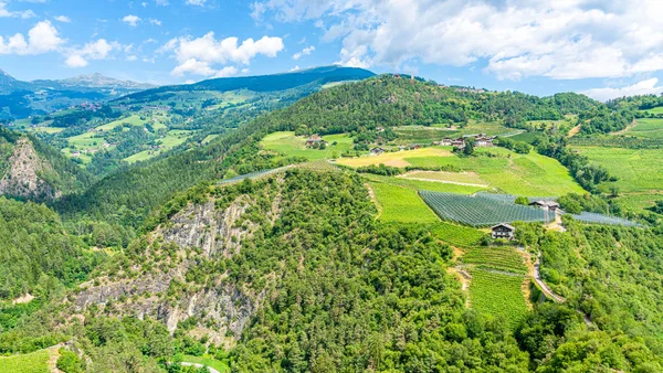 Panoramautsikt Från Sabiona Kloster Nära Chiusa Sommarmorgon Provinsen Bolzano Trentino — Stockfoto