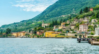 Garda Gölü 'ndeki pitoresk Gargnano kasabası. Province of Brescia, Lombardia, Italya.