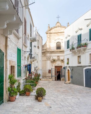 Monopoli'de manzara, Bari Eyaleti, Puglia (Apulia), Güney İtalya.