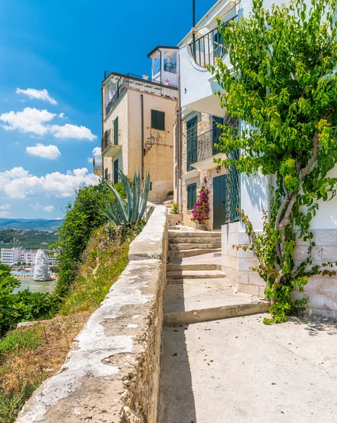 Scenic Summer Sight Vieste Famous Pizzomunno Rock Province Foggia Puglia — 图库照片