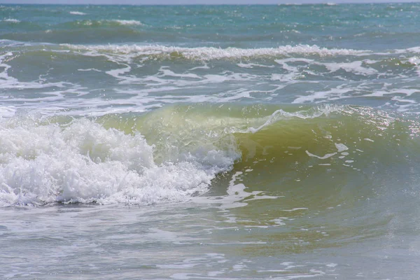 Fala Wietrzny Dzień Plaży — Zdjęcie stockowe