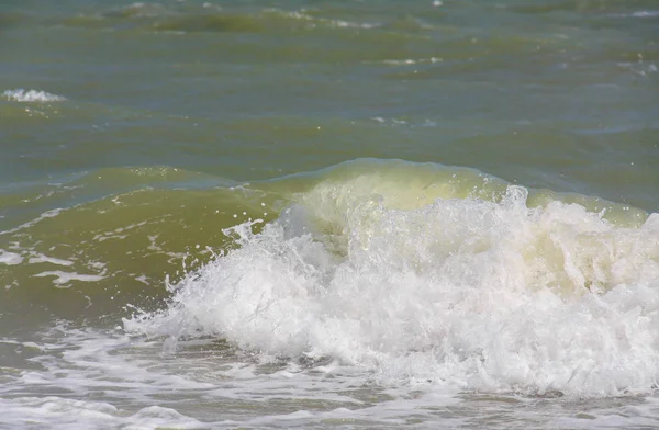 Vague Mer Dans Journée Venteuse Sur Plage — Photo