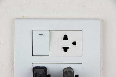 tapa içinde yuva ve anahtarı