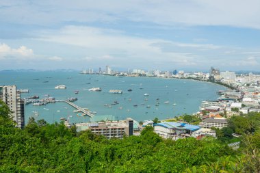 Bina ve Pattaya beach görünümü