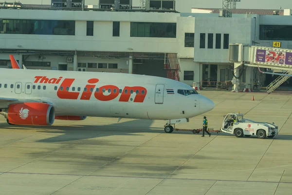 Thai Lion compagnie aérienne à la porte — Photo
