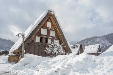Shirakawago Japonya'nın eski bir köyde
