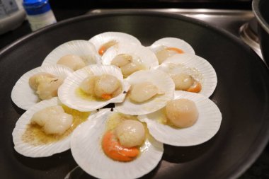 Plaka üzerinde ızgara tarak