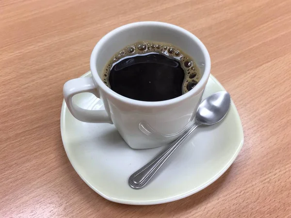 Egy csésze forró fekete kávét kupa — Stock Fotó