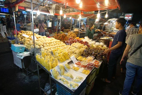 Hua Hin Thailand Dic 2017 Mucha Fruta Mercado Nocturno Hua — Foto de Stock