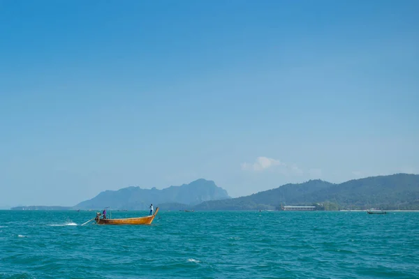 Длинный Хвостовой Катер Море Краби Таиланд — стоковое фото