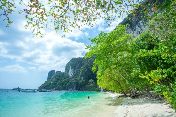 Krabi Thailand Feb 2018 Muitas Pessoas Vêm Para Hong Island — Fotografia de Stock