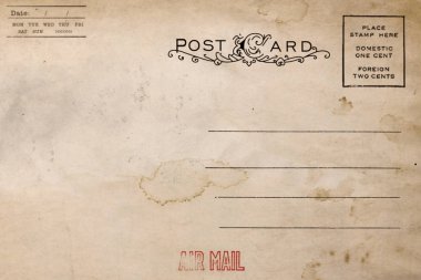 Kirli lekeli eski kartpostalın arkası