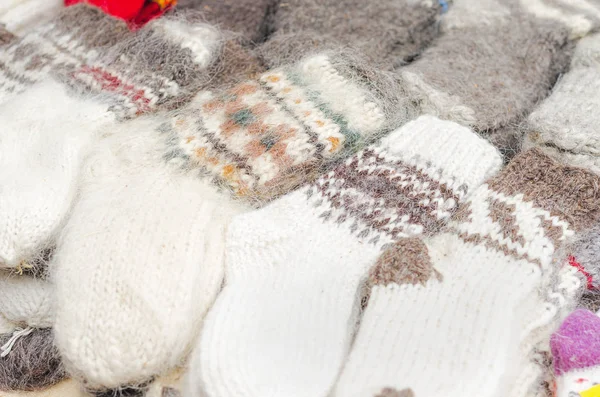 Warme gestrickte Socken — Stockfoto